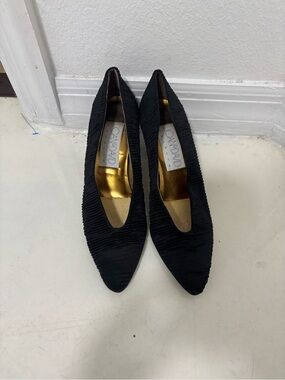 Longchamp Black Pointed Ruffle Pumps with Gold Insole